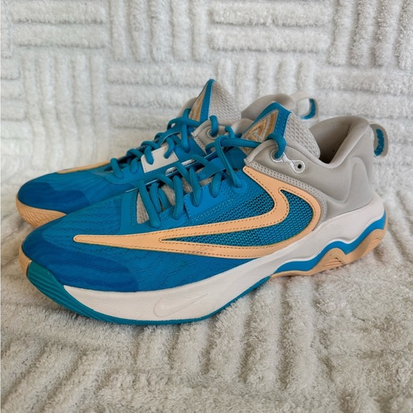 Giannis Immortality 3 EP Mens Basketball Shoes Phantom Ice Peach Blue Lightning - Picture 1 of 11